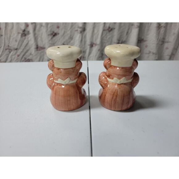 Vintage 1980s Teddy Bear Chef Salt Pepper and Shaker Set - Picture 2 of 4